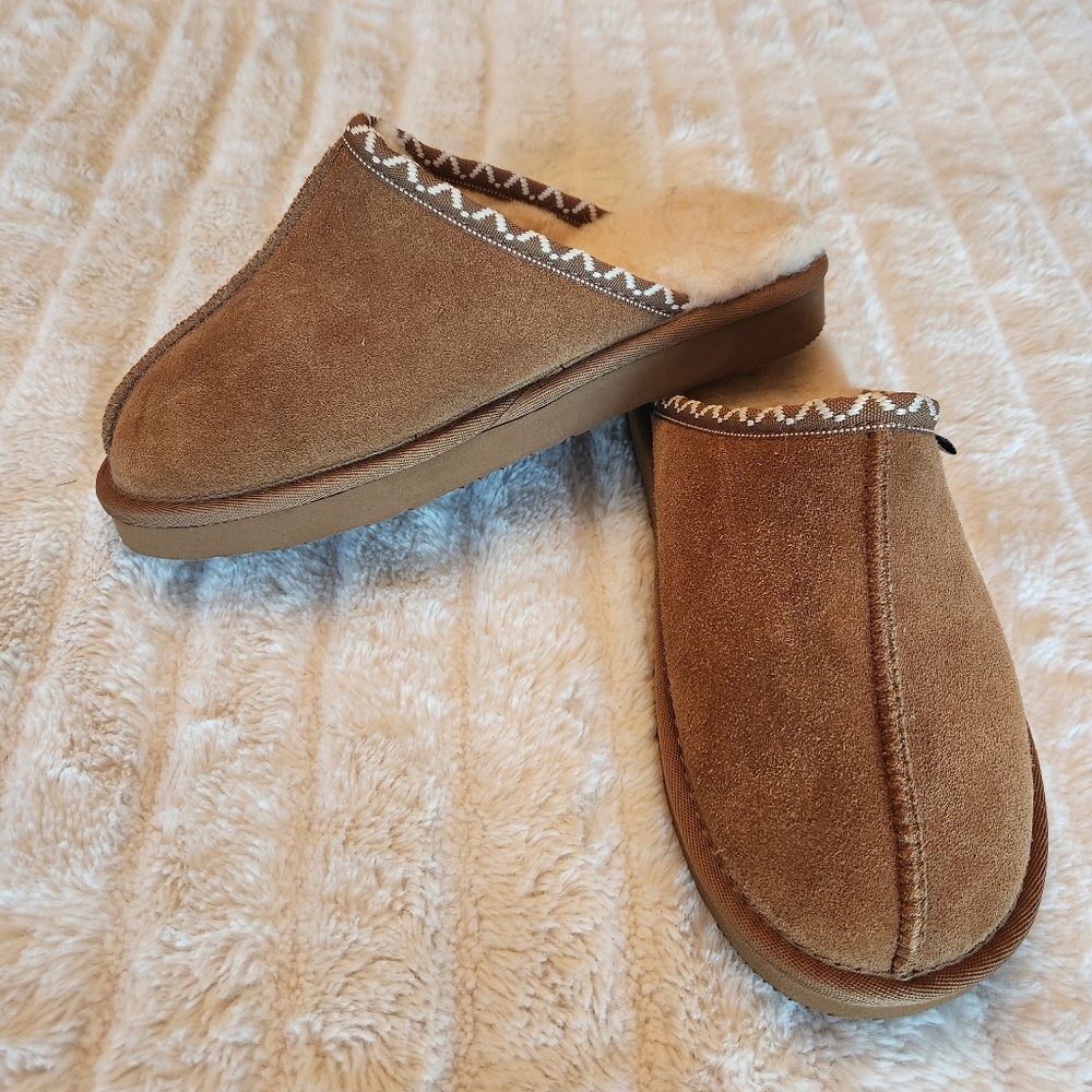 Bearpaw Brown Suede Women's Slippers